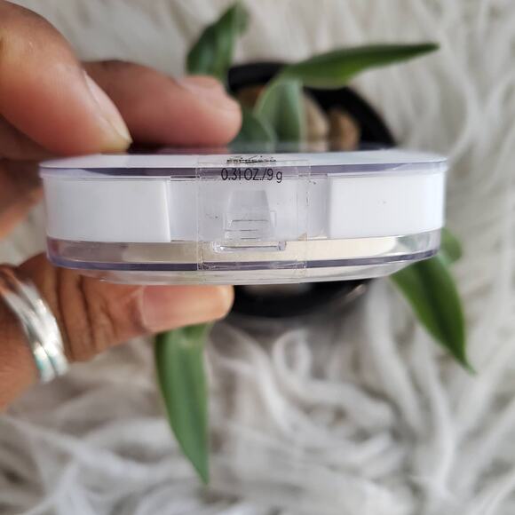 L'Oreal Age Perfect Creamy Powder Foundation Bundle Espresso 375 - Picture 4 of 4